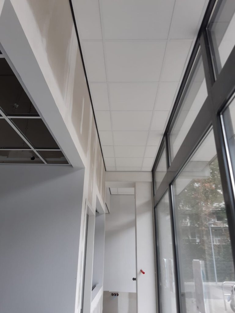 Systeem plafonds en wanden